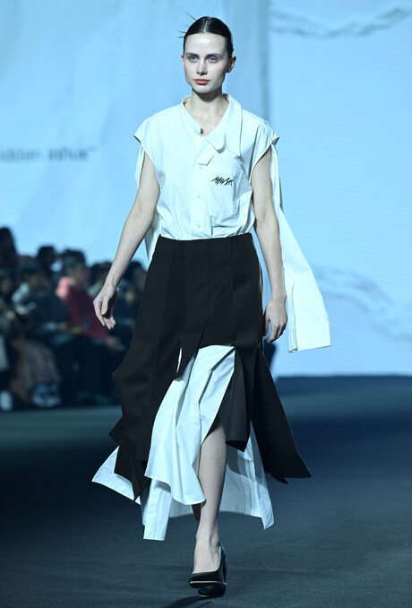 [2026 F/W 서울패션위크] 므아므(MMAM) 박현 디자이너, 일상의 예술성을 재발견하다