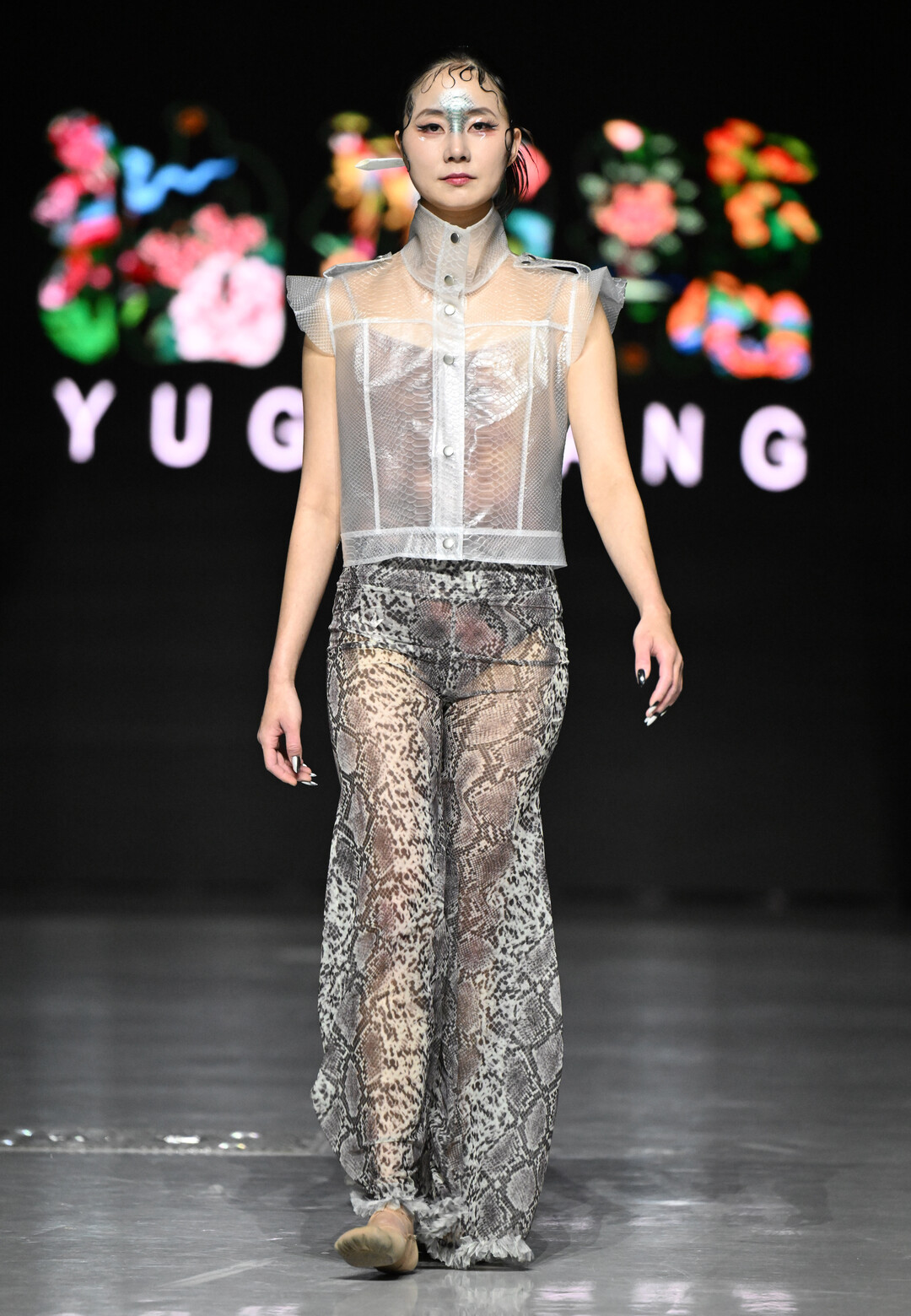 [2026 F/W 서울패션위크] 성지은 디자이너, 서울패션위크서 