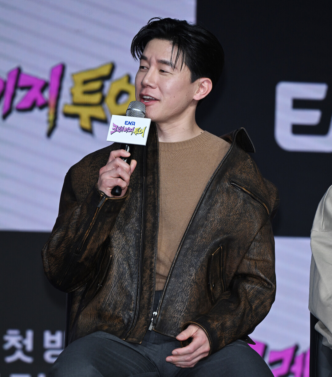 '크레이지 투어' 김무열 "첫 고정 예능, 친구들과 여행하는 것처럼 편했다…자중할 필요도 느꼈다"