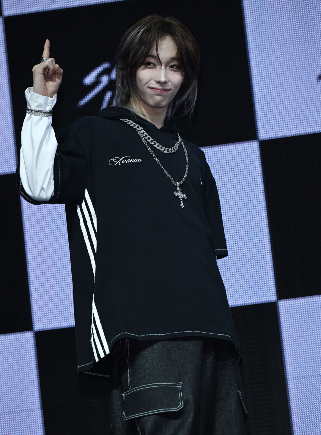 튜넥스 타이라, 쇼케이스 무대서 