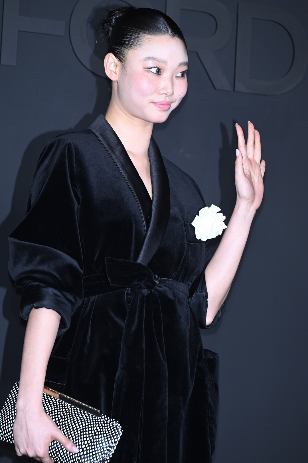 배윤영, 톰 포드 뷰티 행사서 블랙 벨벳 룩으로 압도적 존재감