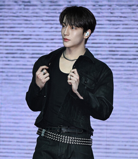 [K집중분석] 키빗업(KEYVITUP)⑤ 재인, "긴 팔다리로 압도하는 메인댄서...'어깨자랑 춤'으로 키빗업을 기억해 주세요"