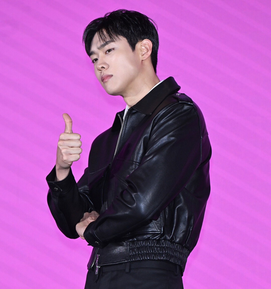 [K집중분석] 쿠팡플레이 ‘로맨스의 절댓값’⑤ 손정혁, "전직 국가대표 선수 준비에 아버지 관찰하고 선수촌도 찾았다"