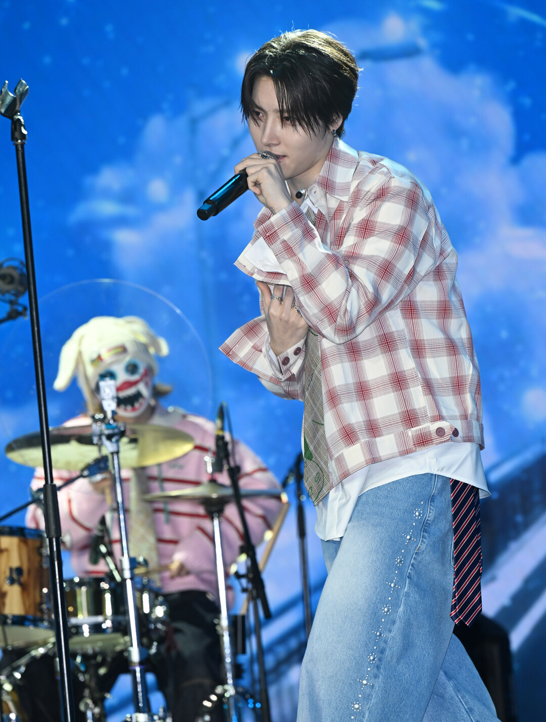 hrtz.wav(하츠웨이브), 데뷔 직후 글로벌 차트 진입…일본·인도네시아까지 통했다!