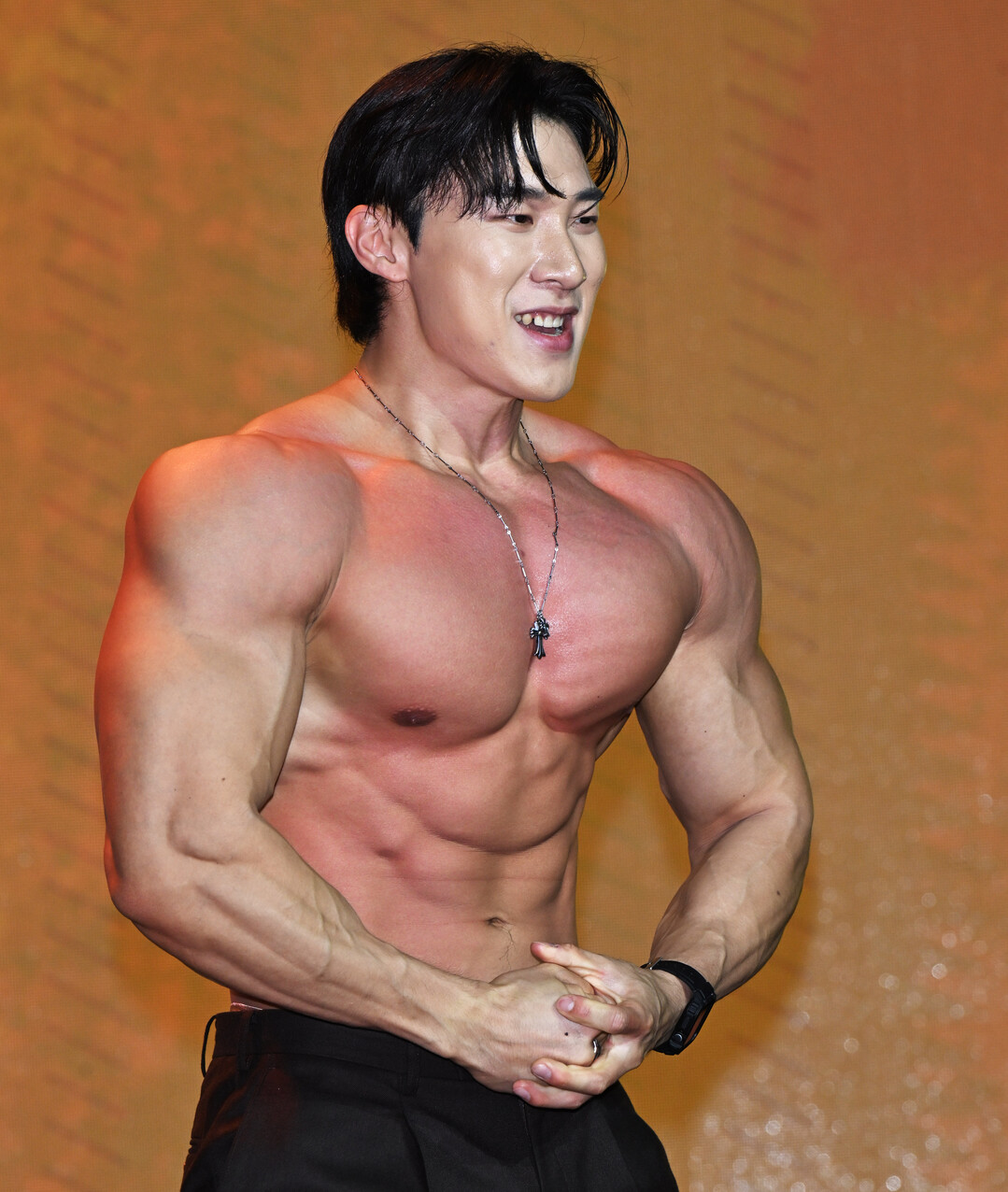 [NPC쇼맨] 우형재 IFBB 프로, 근육 좀 보소!