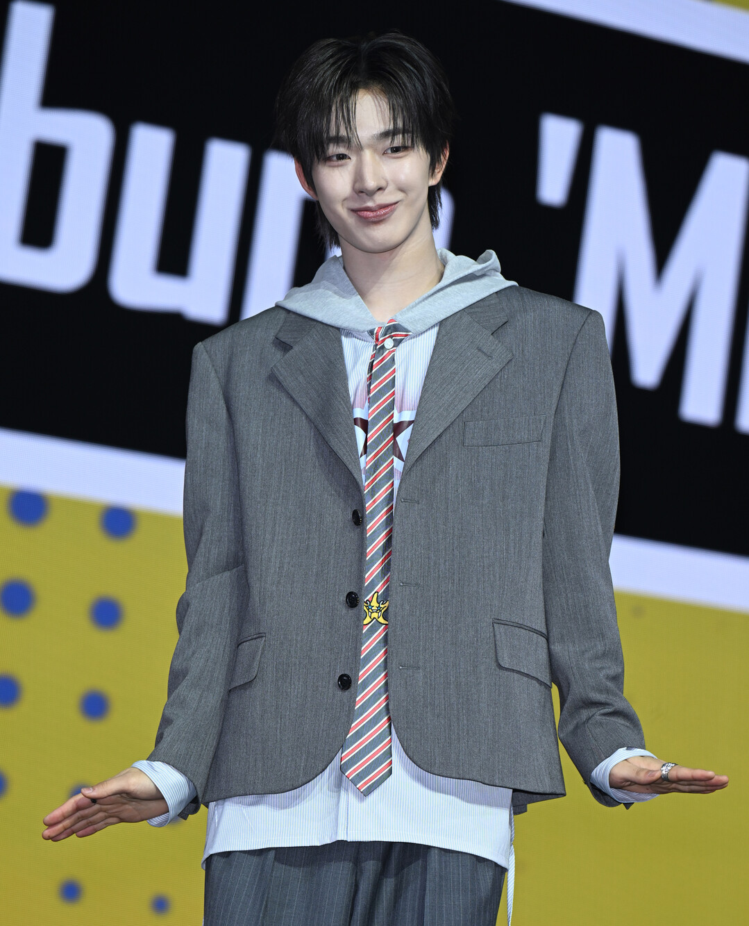 넥스지 토모야, 