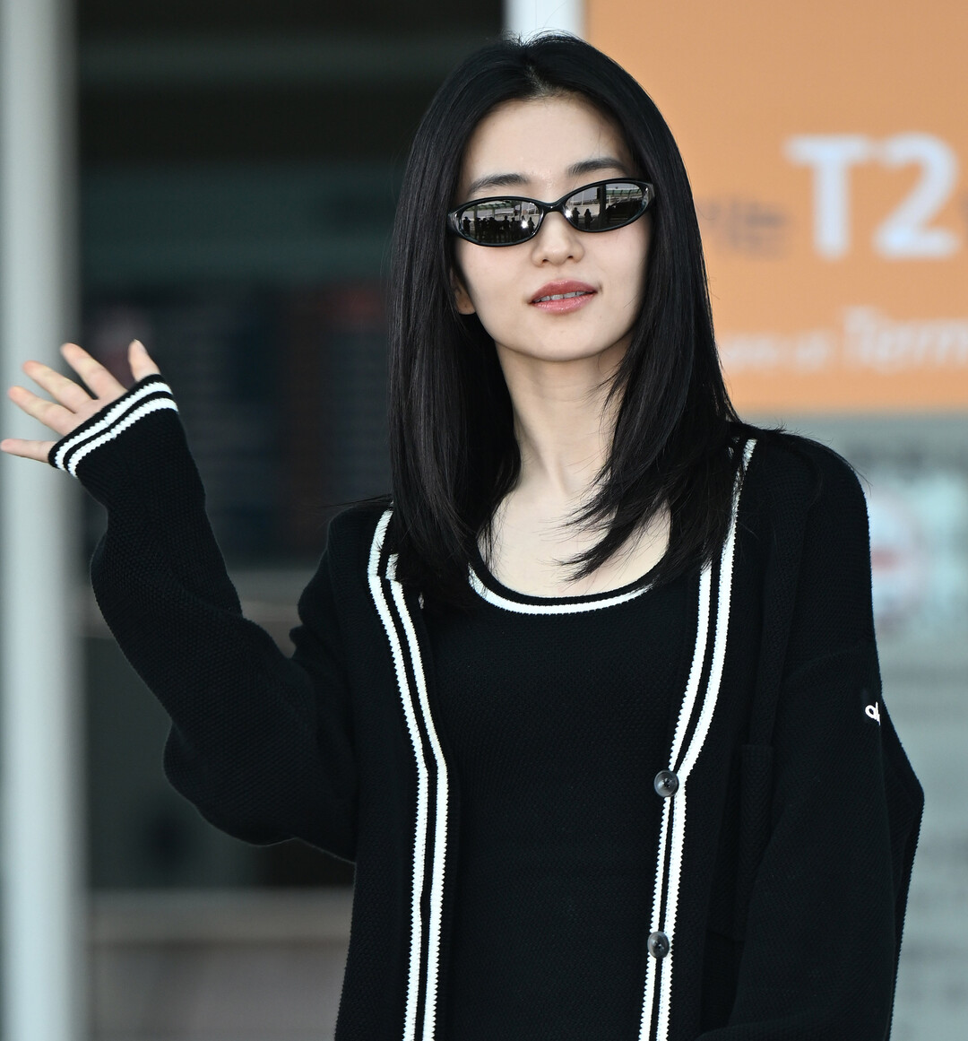 김태리, 공항 패션도 