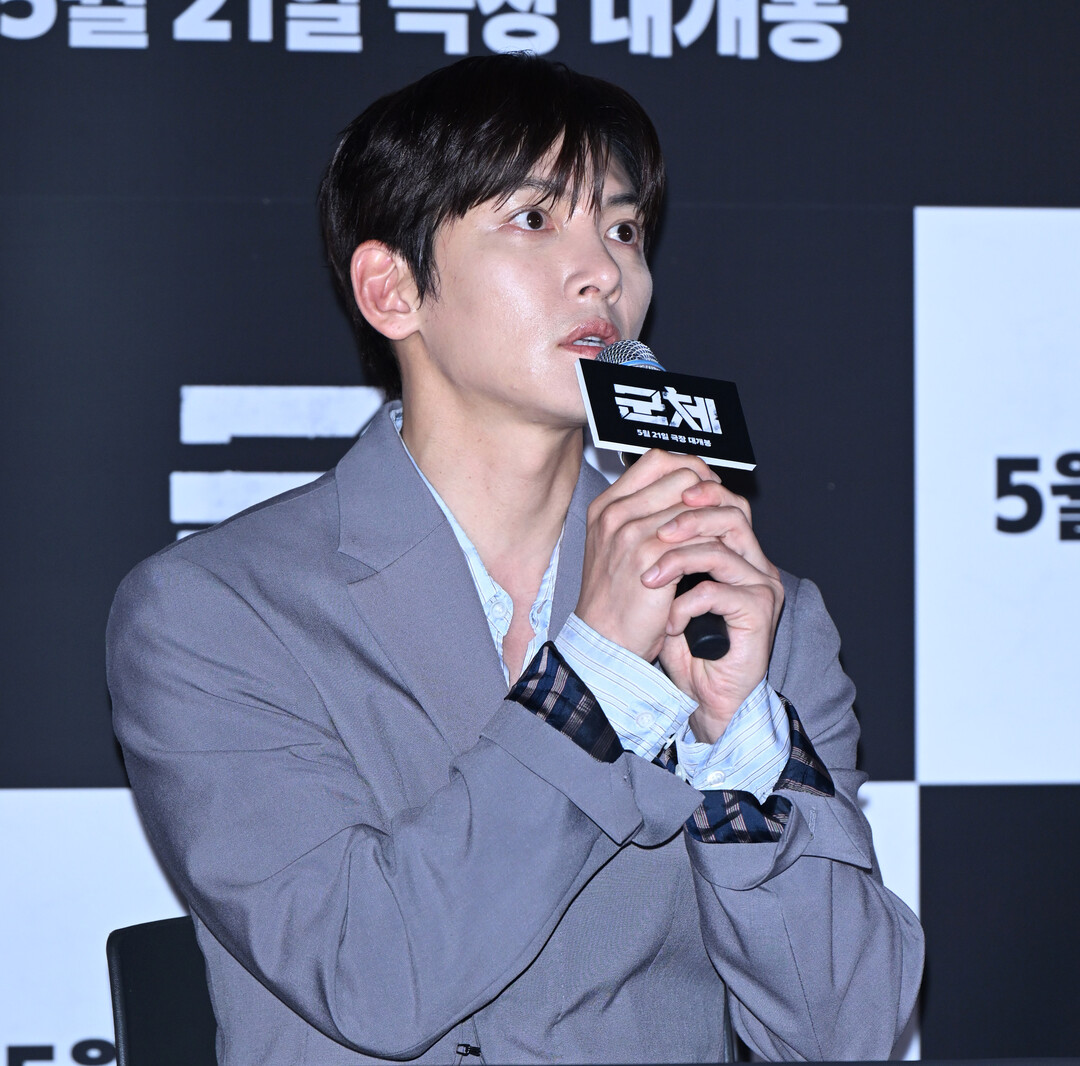 [K집중분석] 군체⑤ 지창욱, "현석은 가장 공감됐던 인물…누나 김신록과 얽히며 말 없이도 교류 이뤄져"