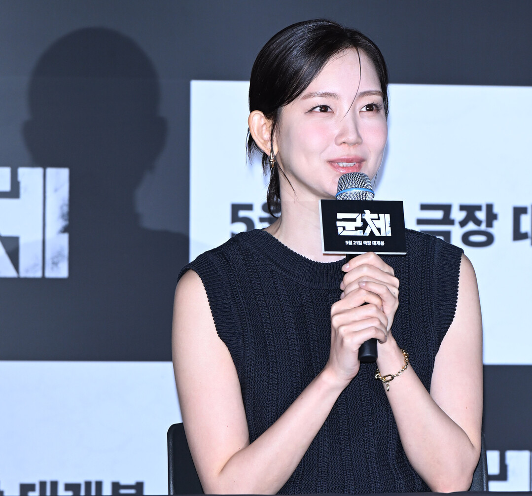 [K집중분석] 군체⑥ 신현빈, "내부와 외부 동시에…감정 밸런스 잡는 게 가장 큰 숙제였다"