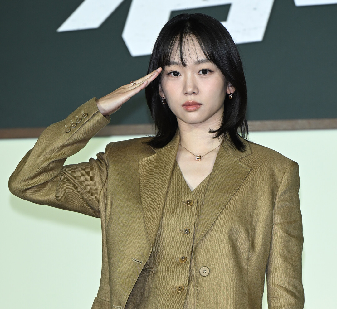 진기주,