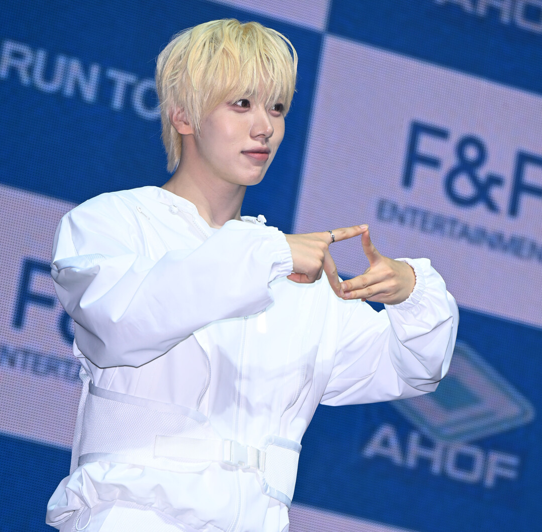 [K집중분석] 아홉(AHOF)② 차웅기·박한·박주원 — "8개월의 그리움을 가사에 담았다"