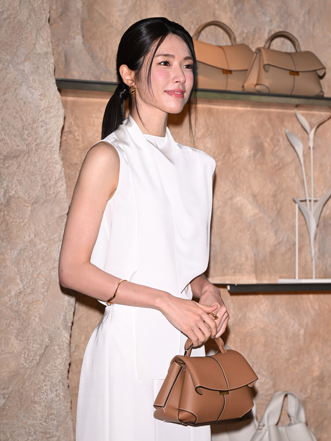 [K논단] 배우 하영이 남긴 질문들, 혈통에 대한 낙인으로 번져서는 안 된다