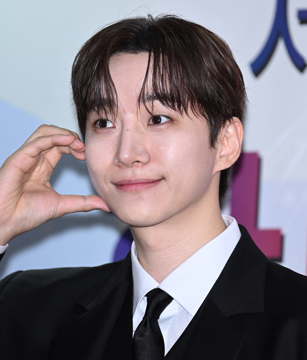 이준호, 사랑의 볼콕! [포토]