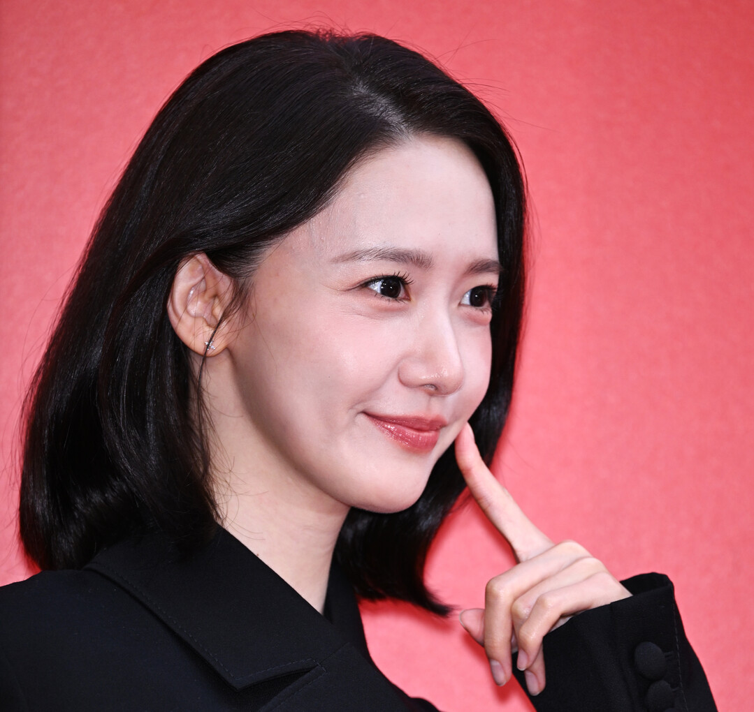 임윤아, 사람이야? 요정이야? (Lim Yoona Shines in All-Black at Sulwhasoo