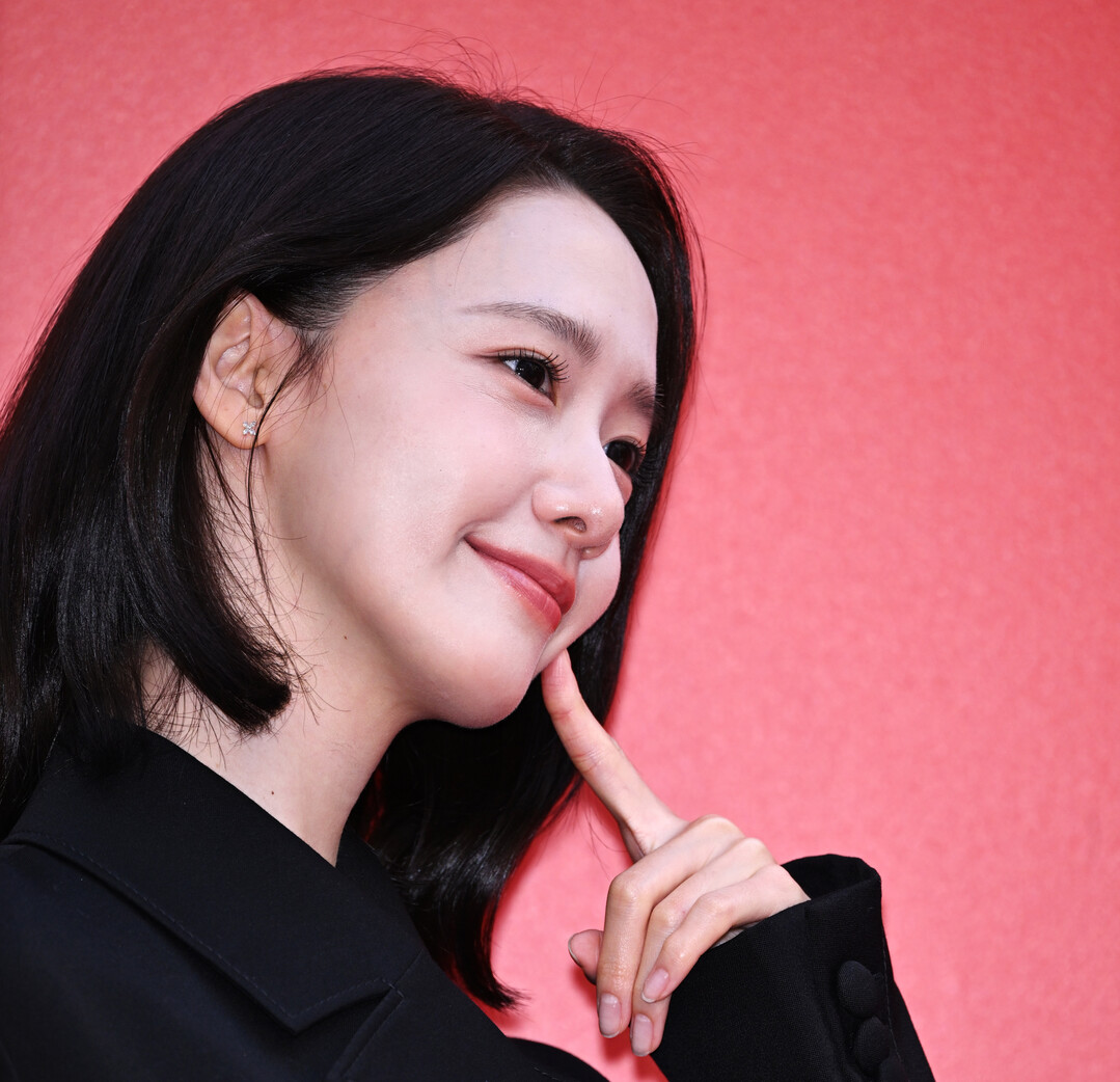 임윤아, 사람인가? (Lim Yoona Shines in All-Black at Sulwhasoo