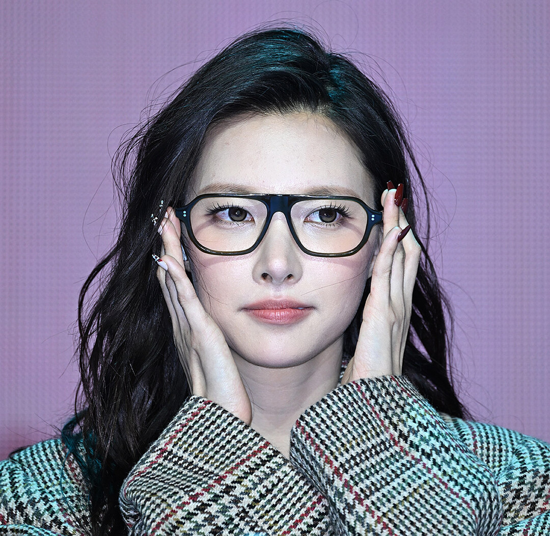 [K집중분석] ‘체포하겠어’ 아일릿(ILLIT)② 윤아, “무엇이든 될 수 있는 팀”…‘블랙 요원’ 변신 속 더 프로다워진 아일릿의 얼굴