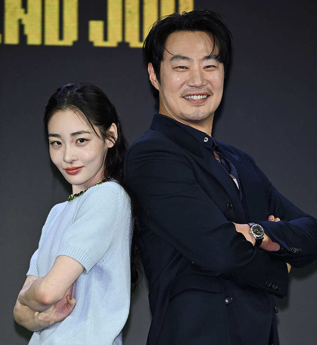 [K집중분석] 넷플릭스 ‘꿀알바’①, 시급 50배의 달콤한 유혹과 그 뒤에 도사린 악몽…생계형 밥벌이 호러의 문을 열다!